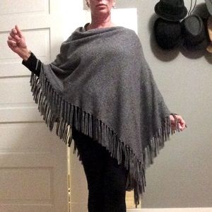 Garnet Hill gray Cashmere poncho w/ fringe